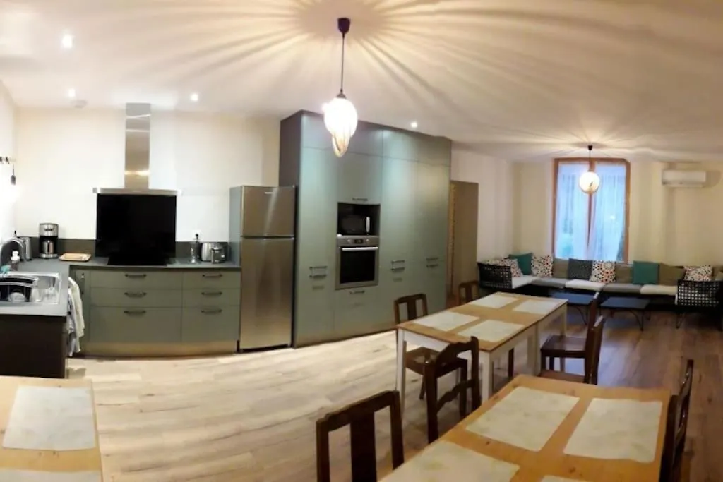 Gite Bien-Etre Pour Familles, Amis, Stages, Pros Aubiat Holiday home