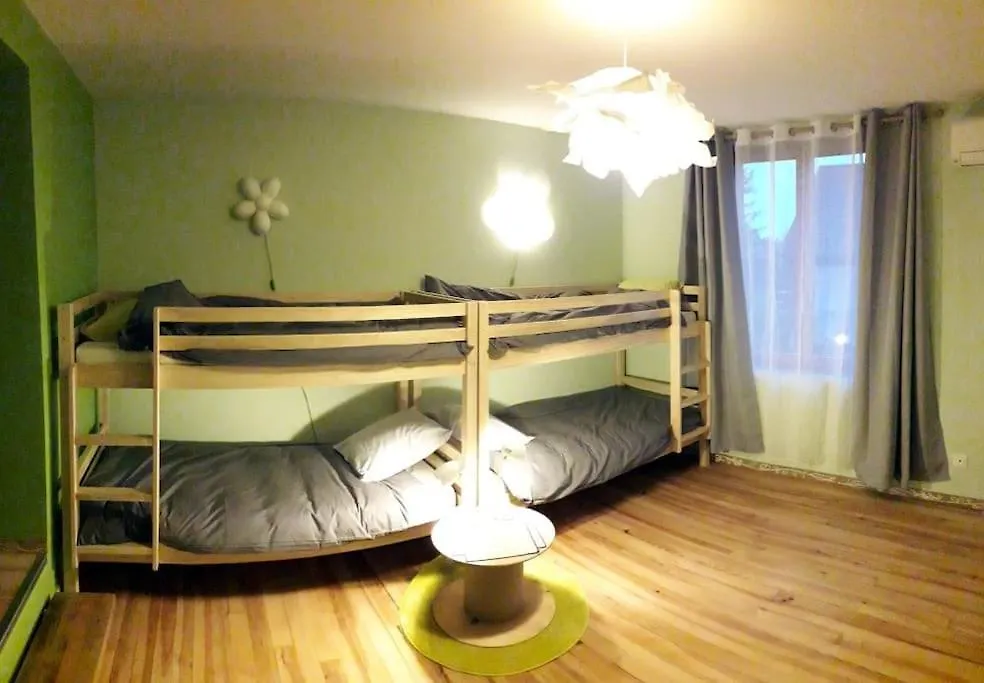 Holiday home Gite Bien-Etre Pour Familles, Amis, Stages, Pros Aubiat